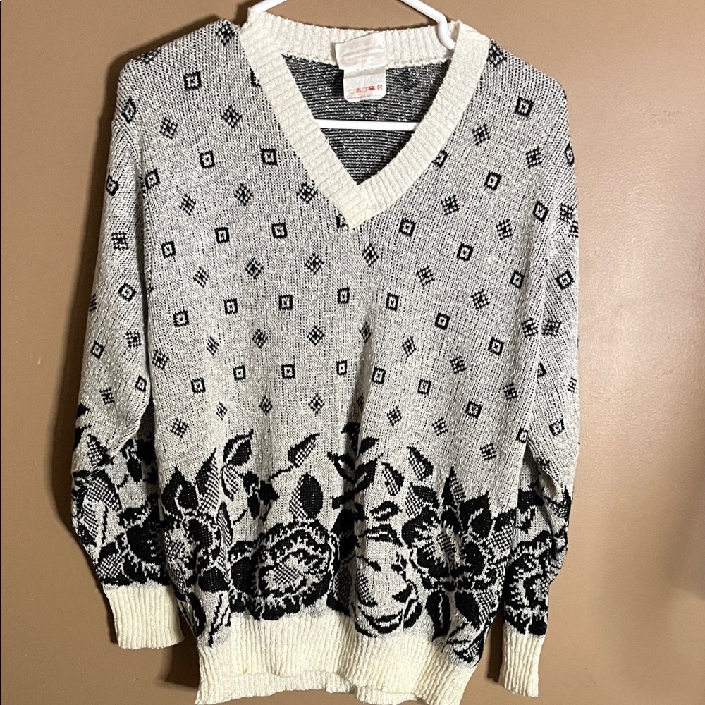 😄Vintage V neck sweater acrylic nylon blend